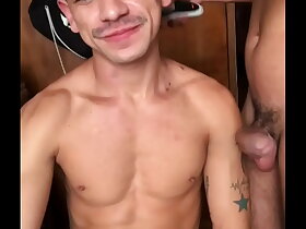 Barbeiro nu - brendo vilhena